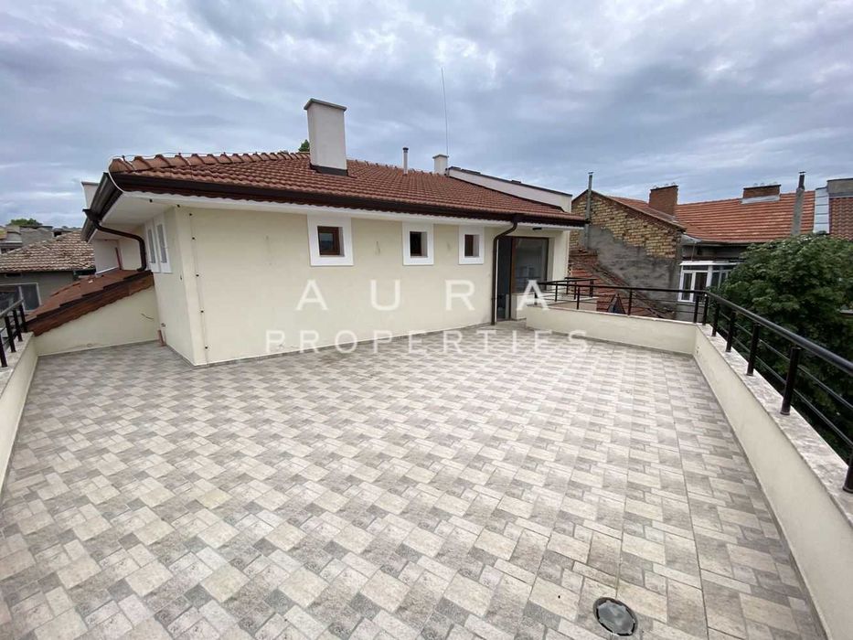 Продава се Тристаен апартамент в Разград, Варош - 86 кв.м за 1003 €/кв.м - Снимка #2