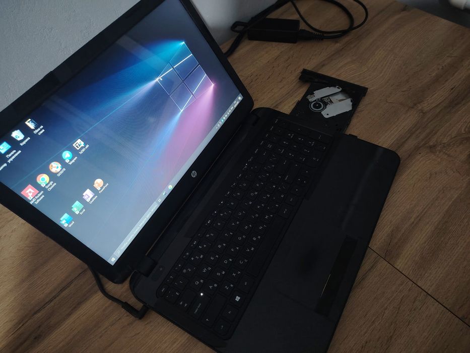 Ноутбук HP 15-g009er