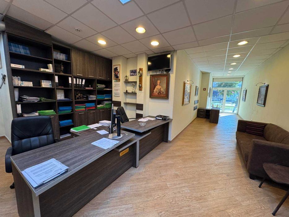 Офис Под наем Топ център