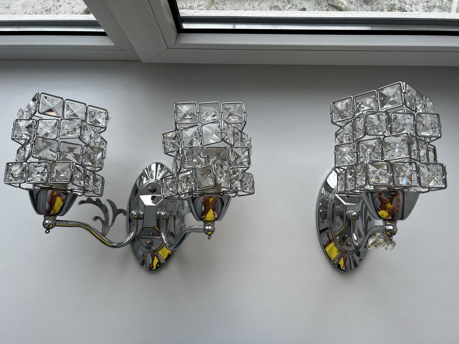 Продам светильники настенные