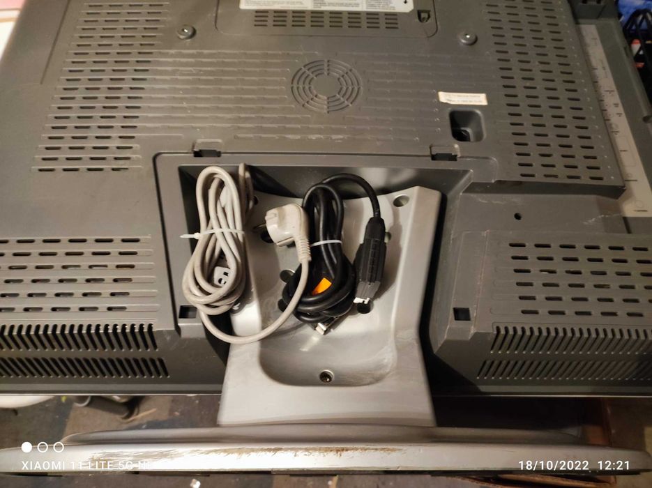 Телевизор  hanseatic модел   LC32-200S