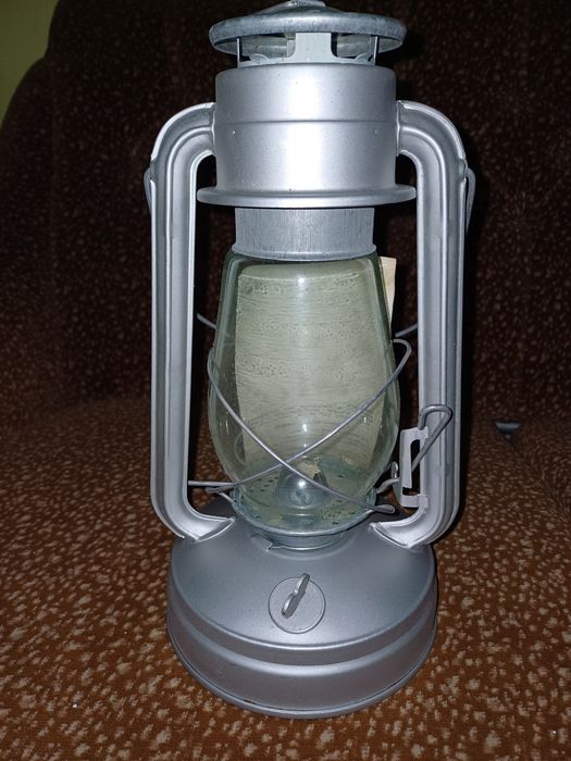 Старинен фенер на газ