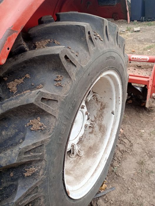 Tractor international 624 la dezmembrat