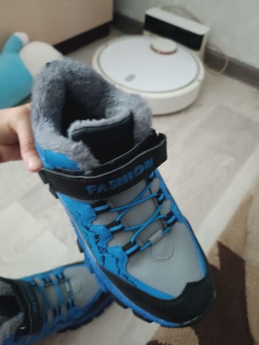 Новые зимние ботинки, рр 38 и 39
