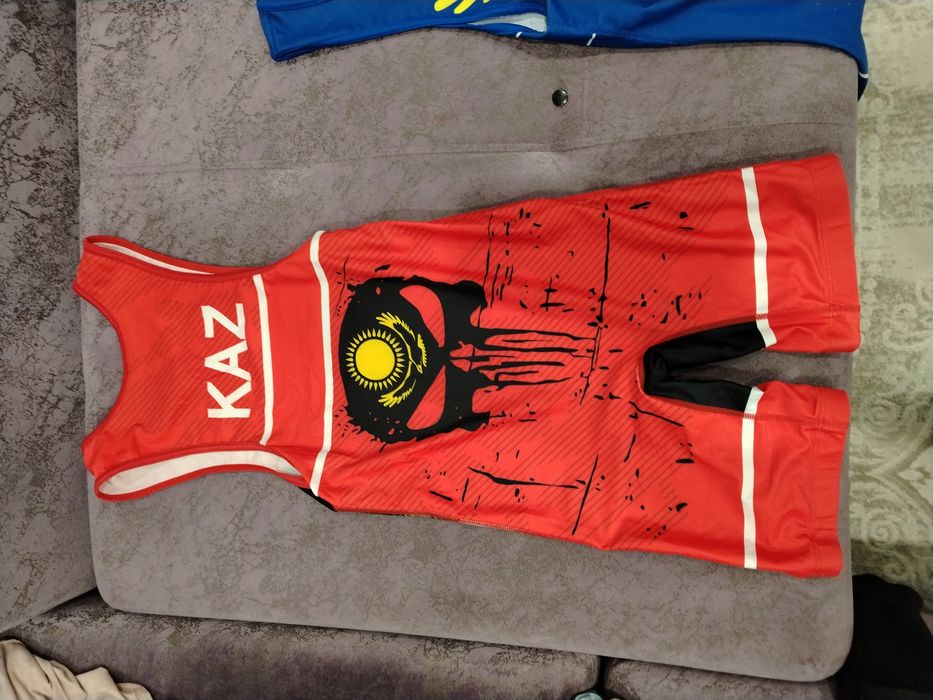 Нательник для вольной борьбы