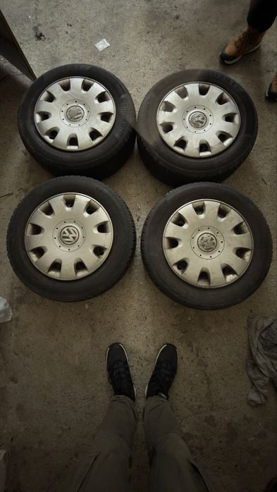 Set roti iarna Continental 195/65 R15 + Jante tabla (5x100) cu capace