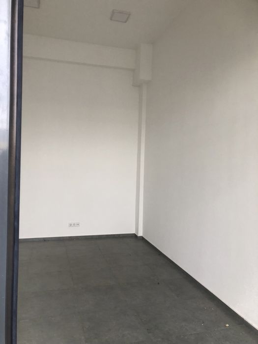 Сергили индехс борда дукон сотилади 19 м2 гайини олдида