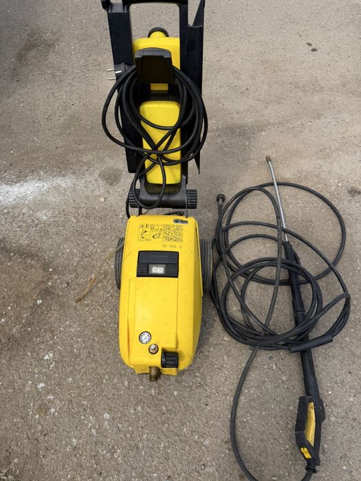 Spalator cu presiune karcher defect
