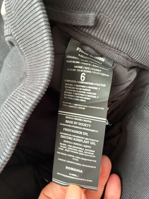 Pantaloni pentru copii