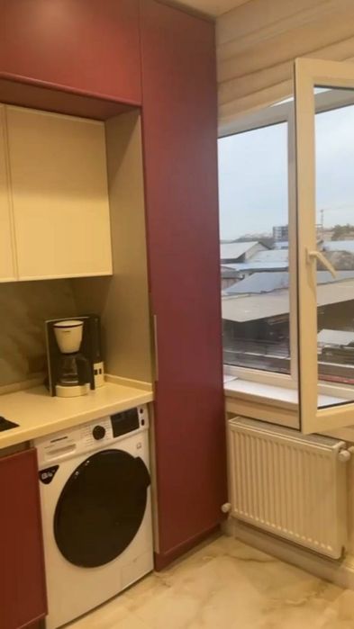 2/4/15 Паркентский ЖК Parkent Plaza, мебель техника 45м2, 85000 уе