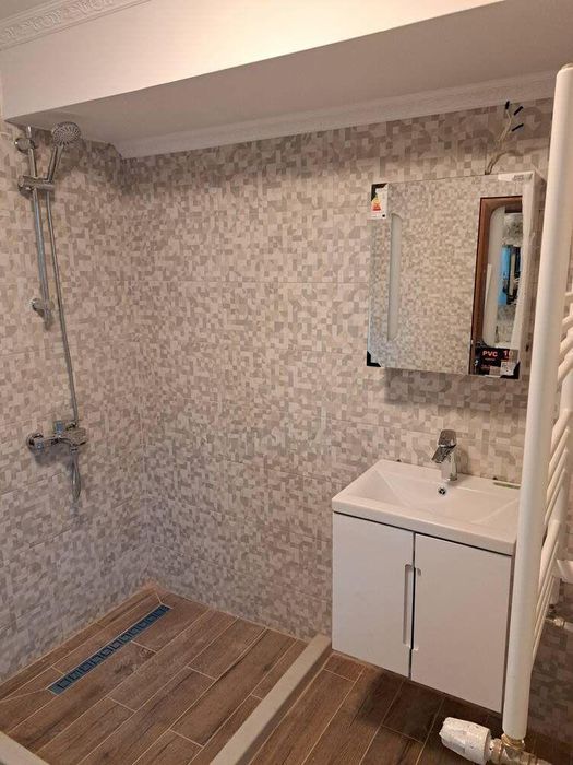 Продава се Двустаен апартамент в София, Гоце Делчев - 94 кв.м за 2149 €/кв.м - Снимка #2