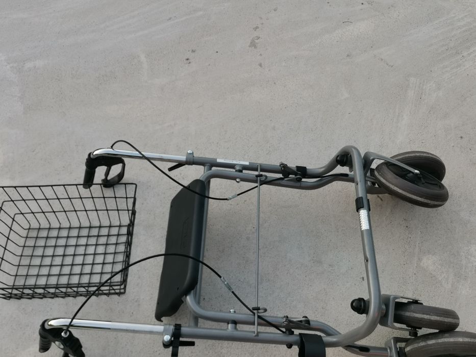 Cadru mobil cu suprafață de sprijin