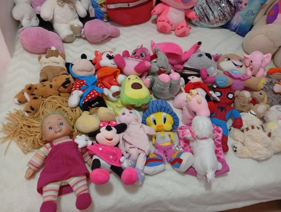 Лот детски играчки