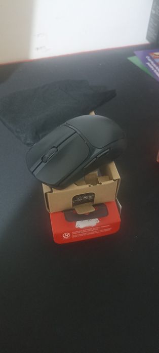 Vând mouse hyperx plus tastura