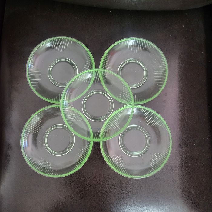 Set farfurii de uraniu