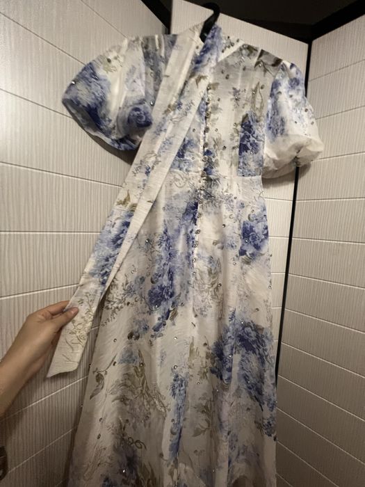 Продам женское платье бу