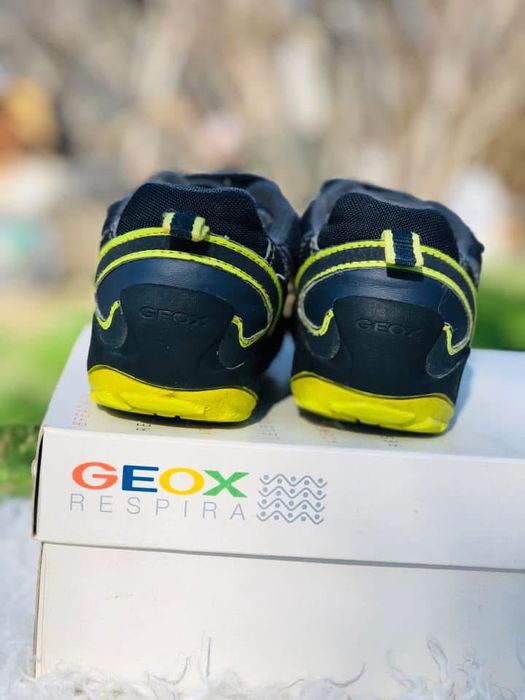 Bocanci baiat GEOX-marimea 30,inter19,5cm,nu ghete piele inpermeab Somon