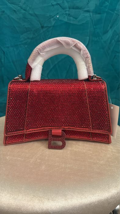 Уникални чанти на популярни марки