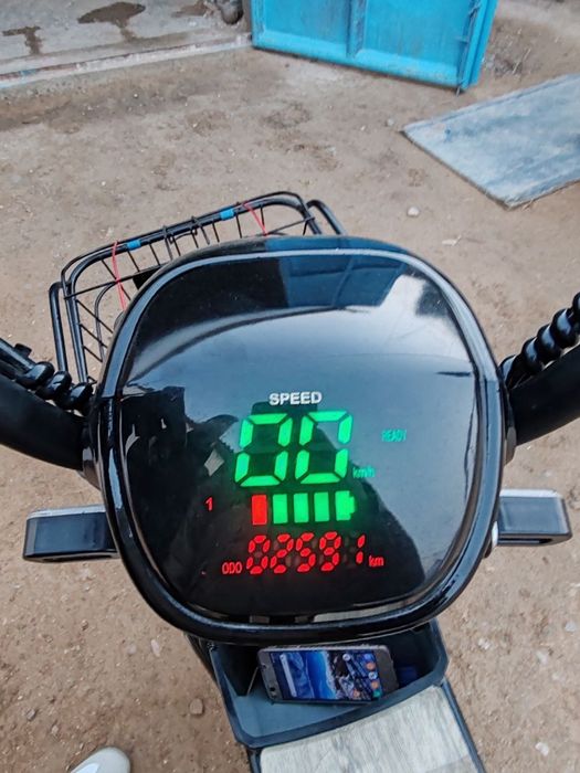 Velomax skuter sotiladi