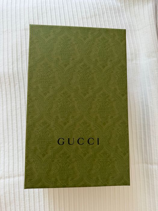 Нови дамски кожени кецове Gucci