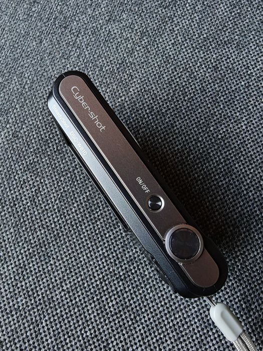 Sony DSC-W810 argintiu 20,1 Mpx, nou fără eticheta.