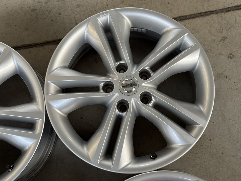 4бр. КАТО НОВИ 17” ОРИГИНАЛНИ Джанти 5х114.3 за -NISSAN/TOYOTA/MITSUBISHI/японски- 6,5Jx17H2, ET40