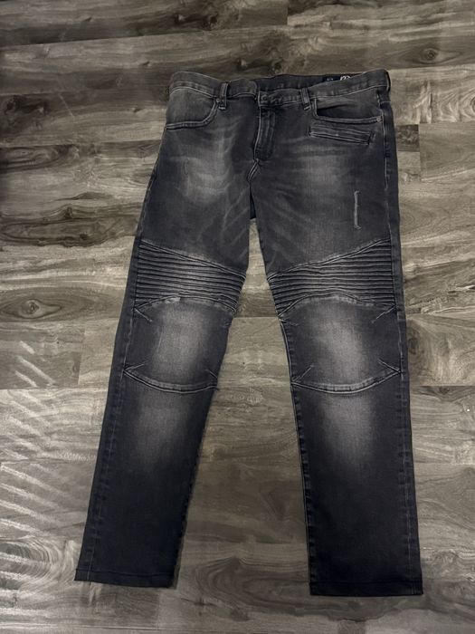 vand blugi armani originali