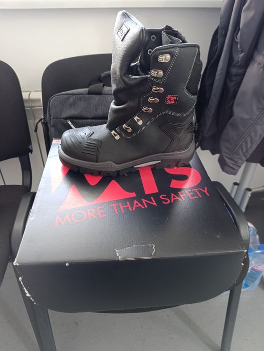 Зимни обувки MTS