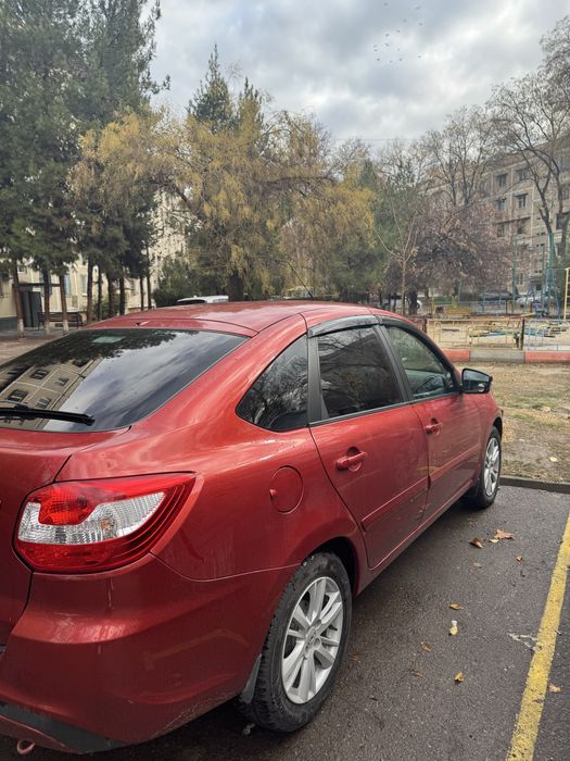 Лада гранта Лифтбэк