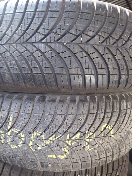215/60/17" Goodyear 2бр.гуми.