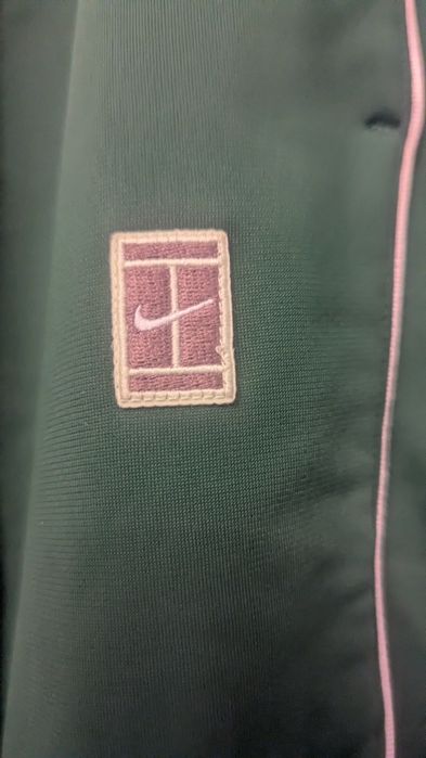 Продам фирменные спортивные мужские штаны+ курточка