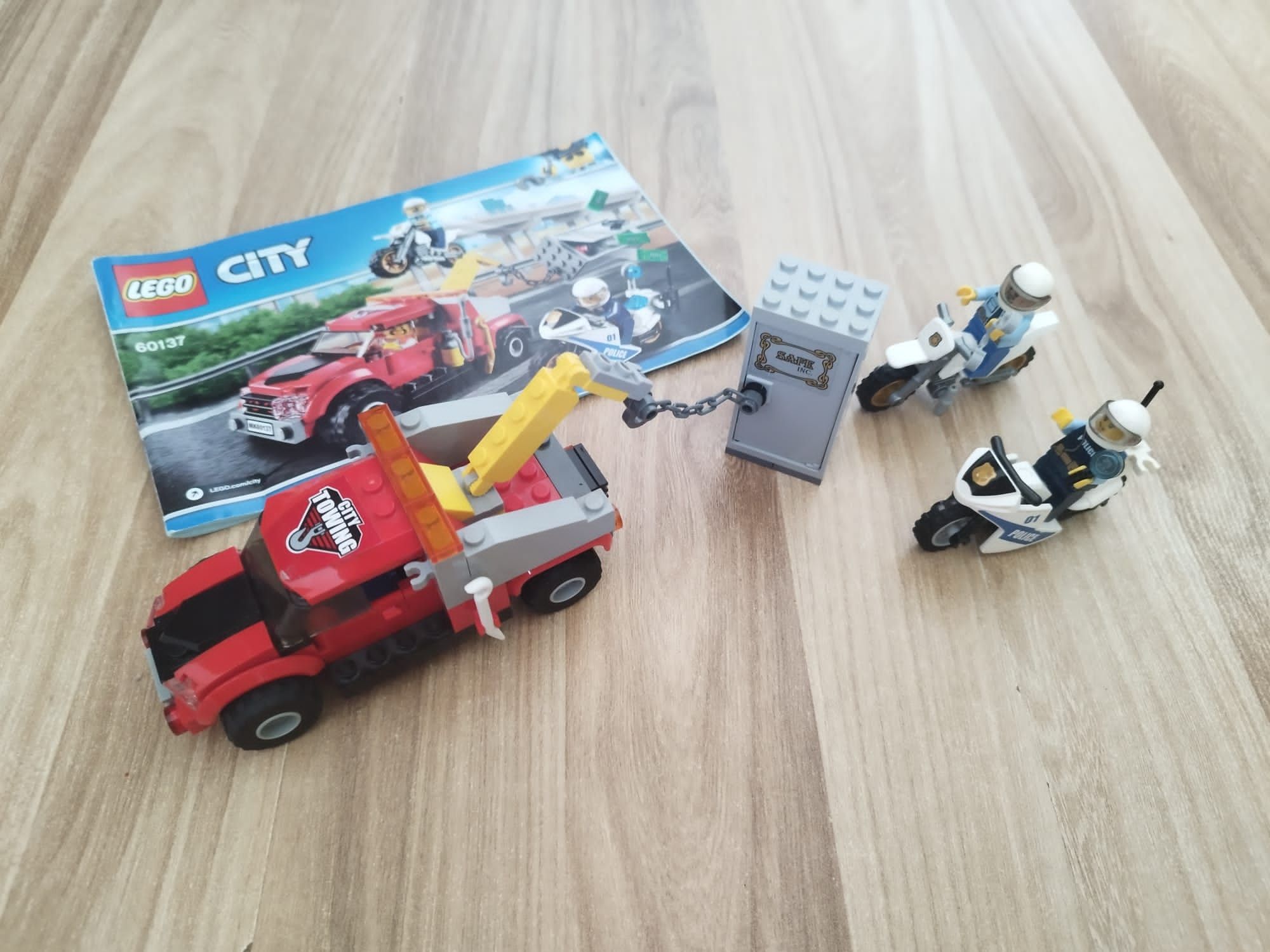 Lego city best sale tow truck trouble