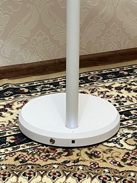 планшет на ножке (мини телевизор)