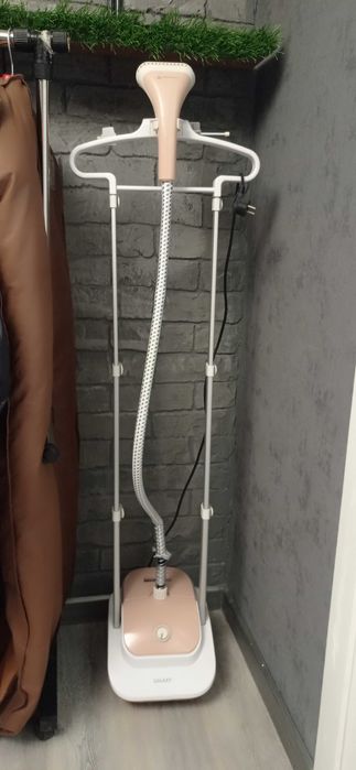 Отличный рабочий отпариватель для одежды