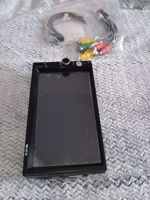 Radio casetofon 2din android cu navigație