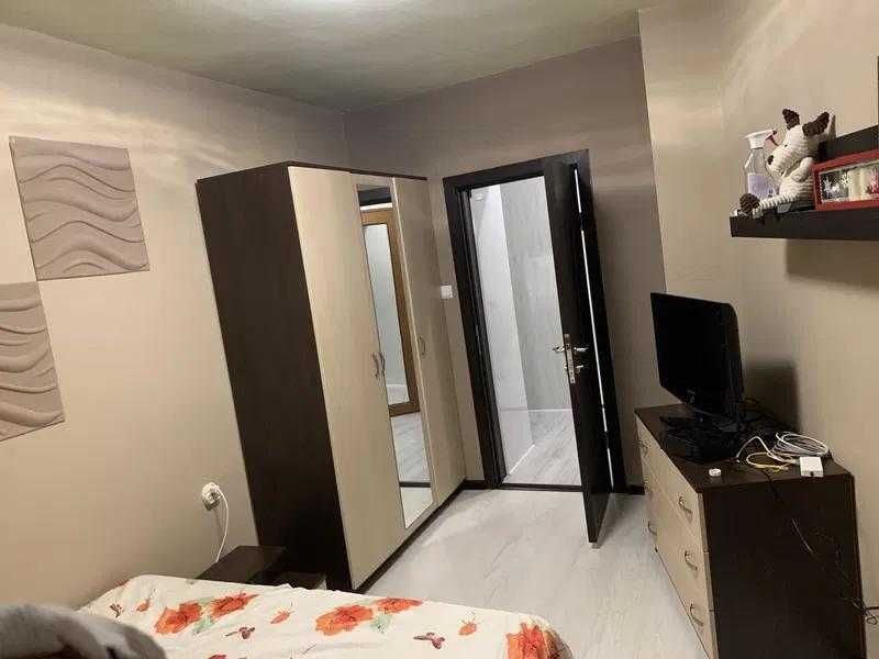 Дава се под наем Тристаен апартамент в Бургас, Възраждане - 100 кв.м за 648.21 € - Снимка #6