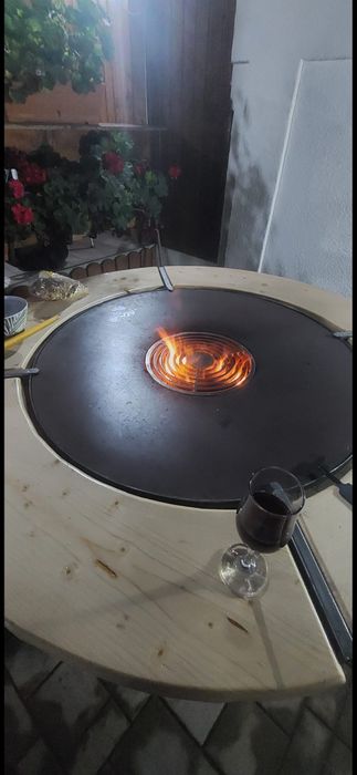 Gratar plită   de  85 cm sau  100 cm, grosime  10 cm cu blat  lemn.