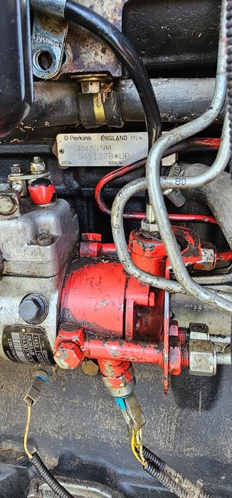 Продам генератор TecnoGen на запчасти.