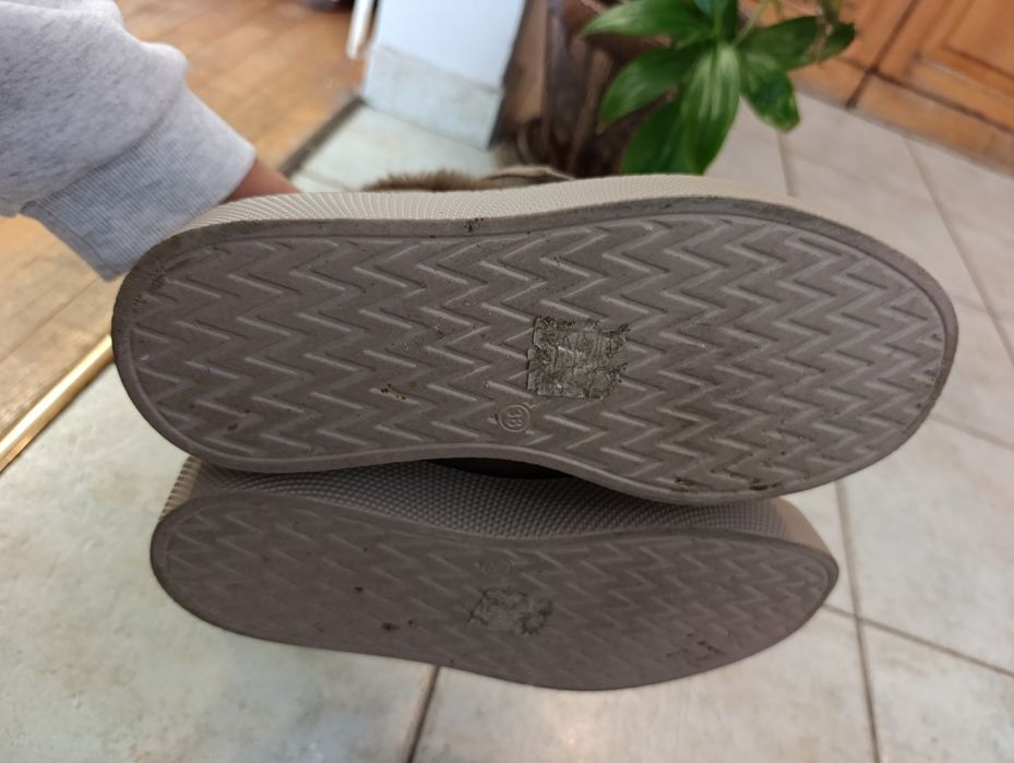 Дамски обувки с пух