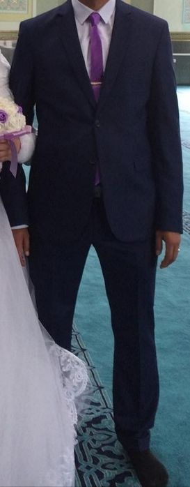 Продам классический костюм