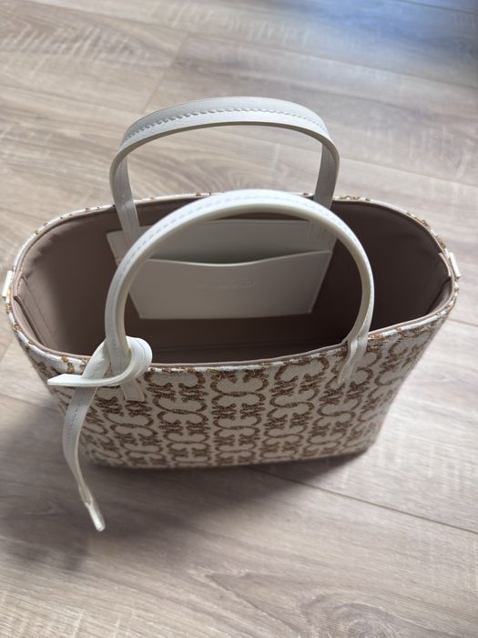 Дамска чанта Pinko