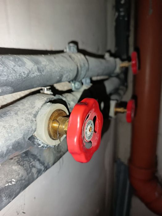 Вик услуги по домовете отпушване на канали откриване на течове