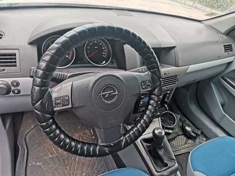 Opel Astra H 1.9 CDTI 150кс 6-Степенна Ръчна Кутия