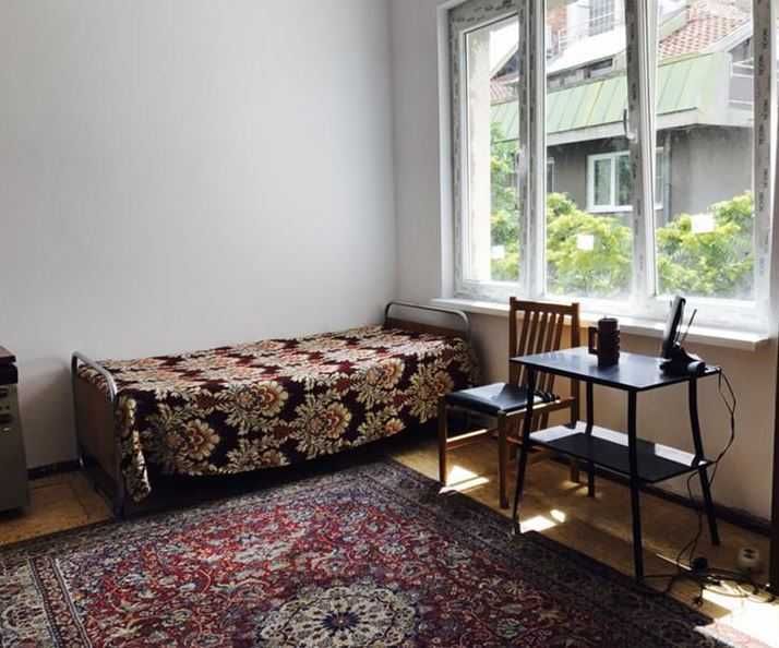 Продава се Тристаен апартамент в София, Център - 94 кв.м за 2102 €/кв.м - Снимка #3