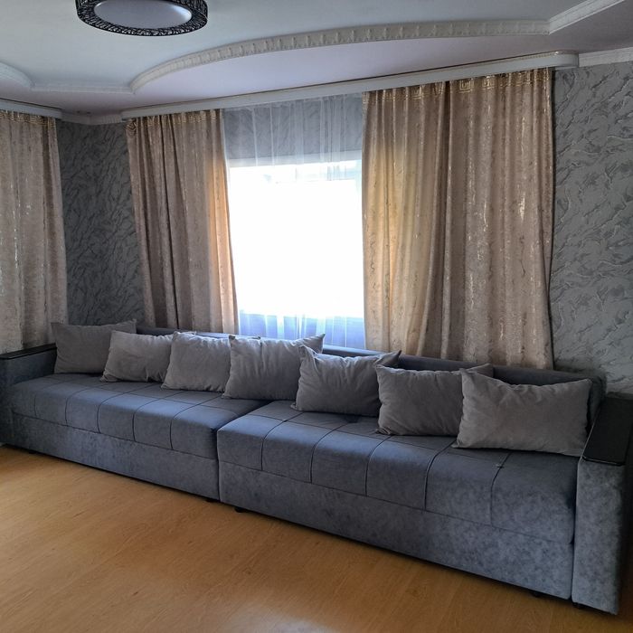 Продам диван 4-метра