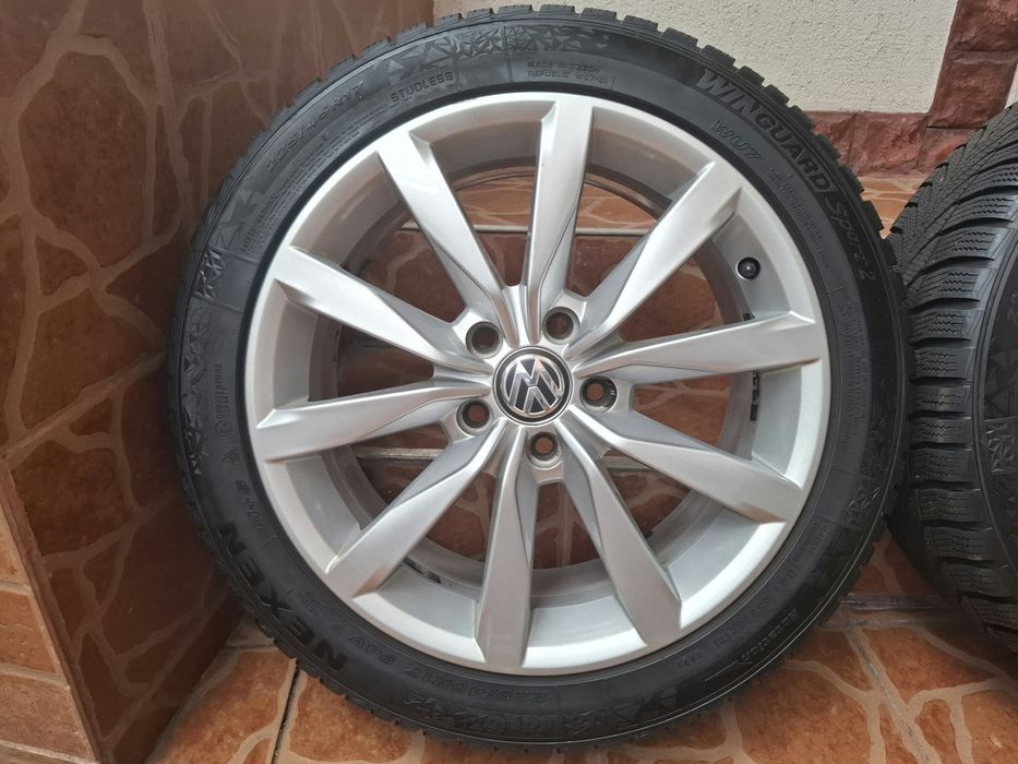 Set 4 Jante Aliaj VW Golf 7 R-Line Dijon R17 + Anvelope Iarnă Nexen 225/45 R17 DOT 2022 (Profil 6.5-7mm)