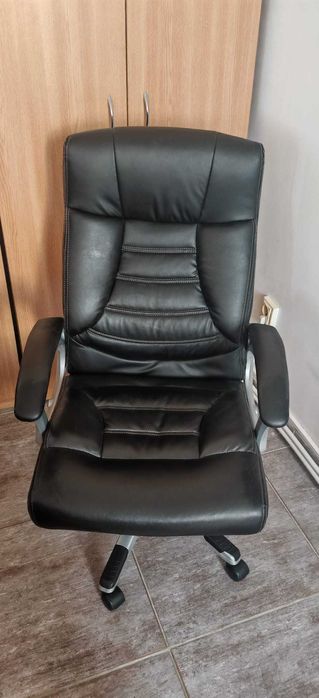 Scaun de birou din piele