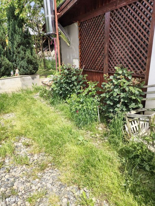 Casa singur in curte in Tocile, Sadu P+M, mobilata si utilata