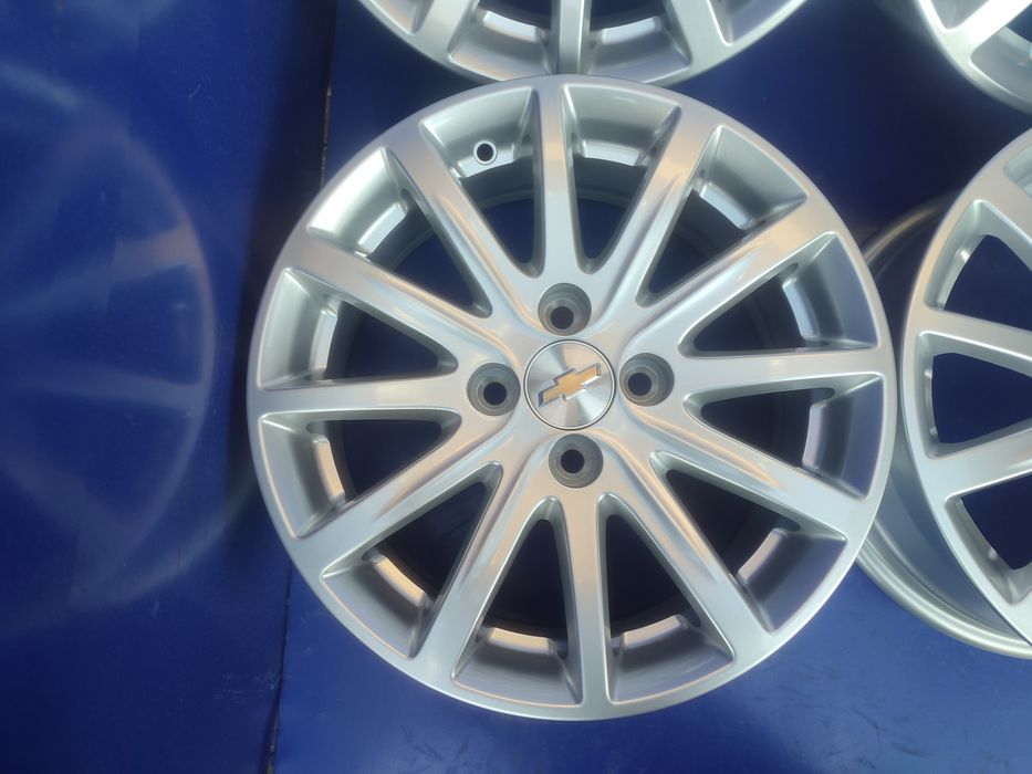 Диски на Chevrolet Cobalt. Новые,