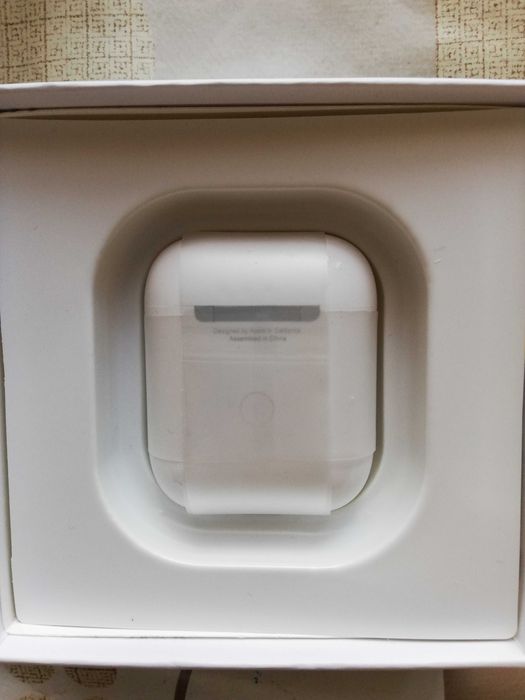 Продам новые AirPods2